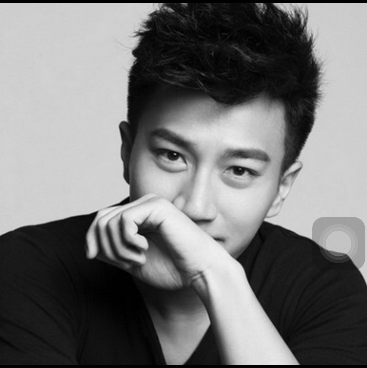 【信息发展:2017年净利同比增逾10% 拟10转8派1元